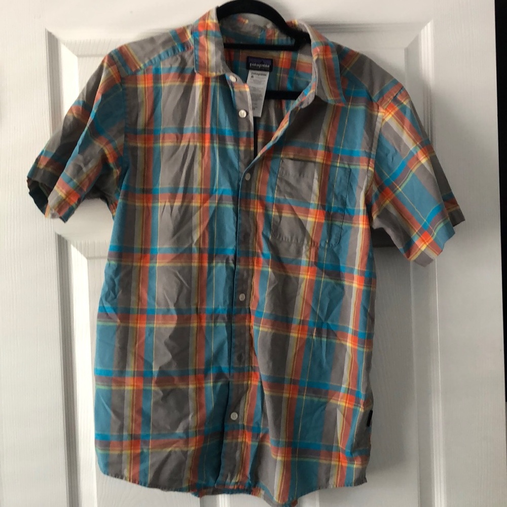Men’s Patagonia button down
